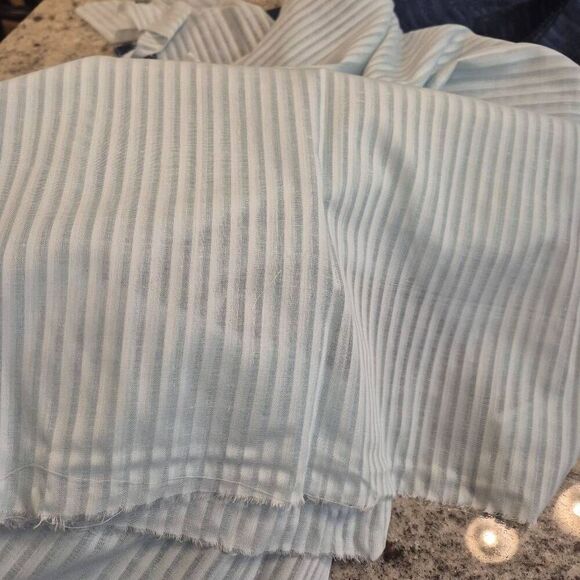 Fabric, Baby Blue Striped Cotton Batiste 45" wide x 1 yd - Picture 5 of 6